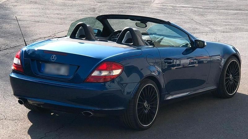 Gebraucht Mercedes SLK350 272 PS (200 kW) 2004 Blau Cabrio