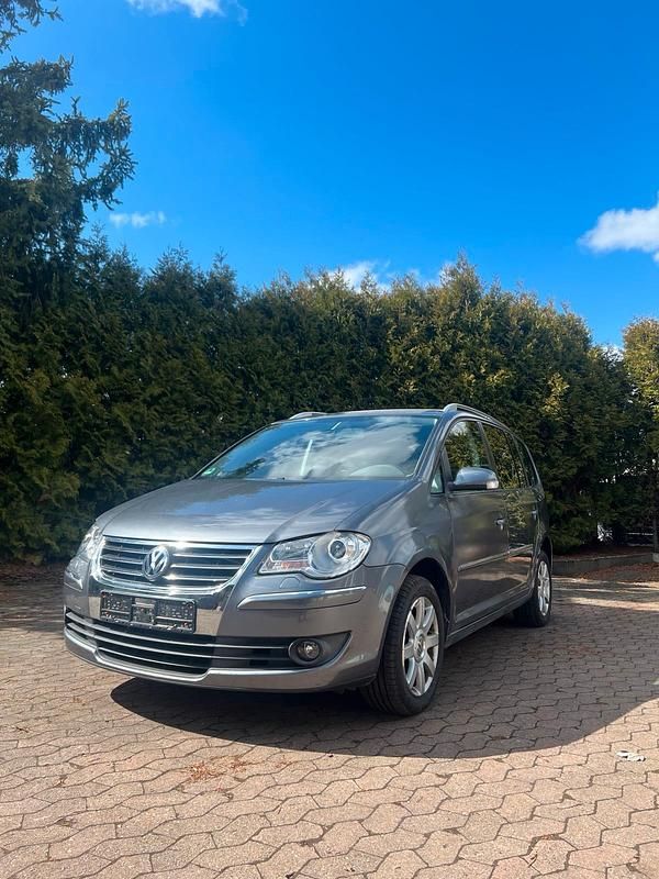 Gebraucht VW Touran 140 PS (102 kW) 2007 Grau Van / Kleinbus