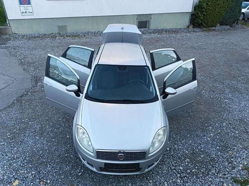 Silber Gebraucht 2008 Fiat Linea Dynamic Limousine | 3.490 € - Bild 1/4