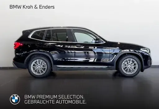Gebraucht BMW X3 Sport Line 184 PS (135 kW) 2022 Schwarz ii SUV