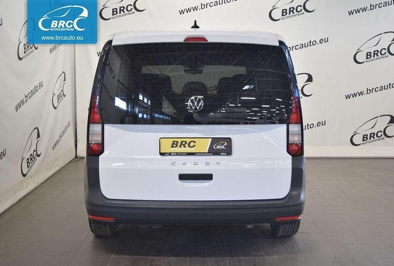Gebraucht VW Caddy 102 PS (75 kW) 2021 Weiß Van / Kleinbus