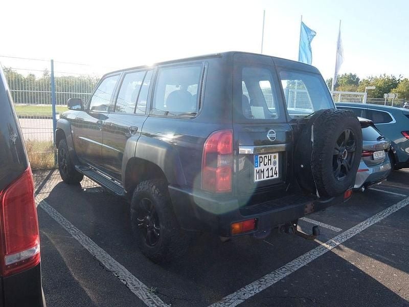 Schwarz Gebraucht 2008 Nissan Patrol SUV | 13.990 € (Superpreis) - Bild 1/4