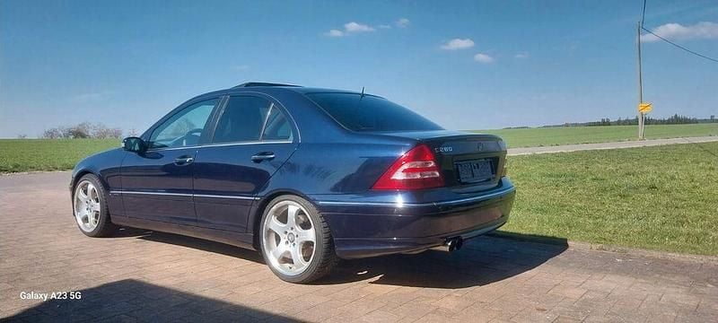 Gebraucht Mercedes 280 231 PS (169 kW) 2005 Blau Limousine