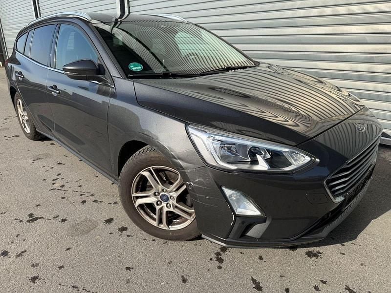 Gebraucht Ford Focus 125 PS (91 kW) 2019 Grau Kombi