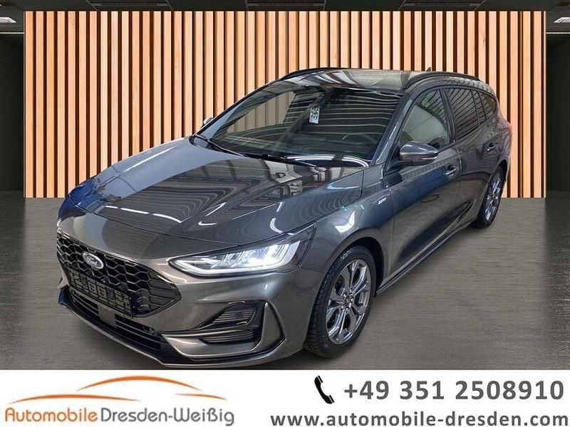 Gebraucht Ford Focus ST-Line 155 PS (114 kW) 2023 Grau magneticgrau (metallic) Kombi