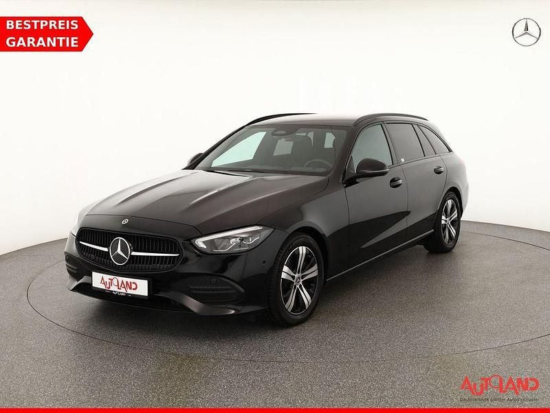 Schwarz Gebraucht 2022 Mercedes C200 Avantgarde Kombi | 32.990 € (Etwas zu teuer) - Bild 1/4