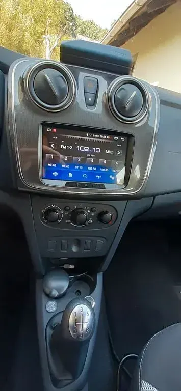 Gebraucht Dacia Sandero Essentiel 101 PS (74 kW) 2020 Weiß Limousine