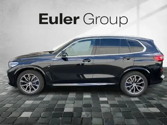 Gebraucht BMW X5 Performance 286 PS (210 kW) 2023 Schwarz SUV