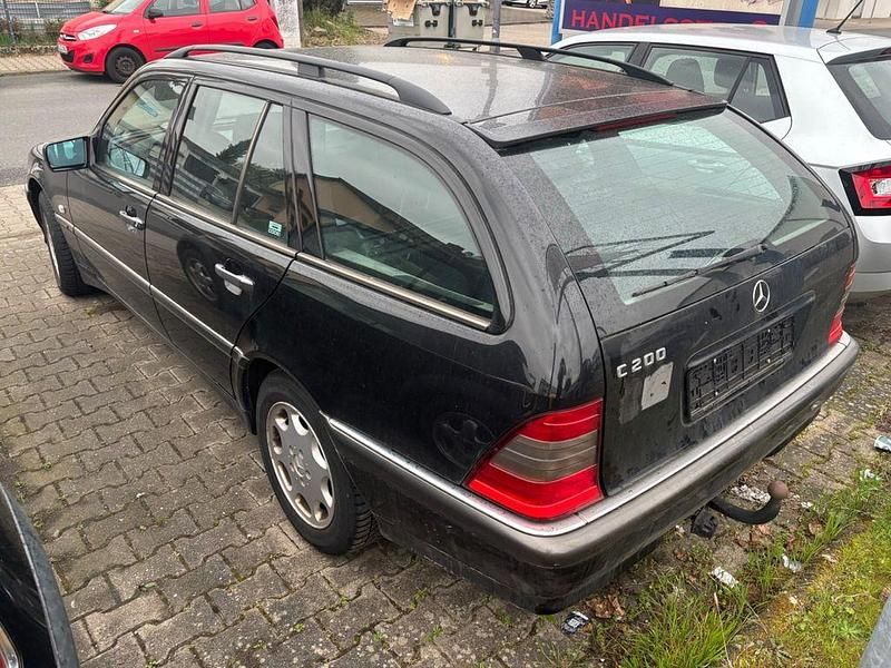 Gebraucht Mercedes C200 Elegance 136 PS (100 kW) 1998 Schwarz Limousine