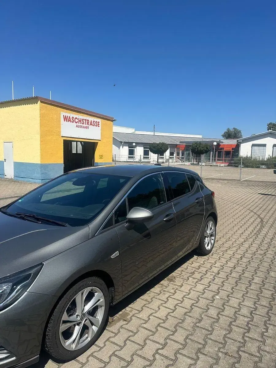 Gebraucht Opel Astra Dynamic 110 PS (80 kW) 2016 Grau Kombi