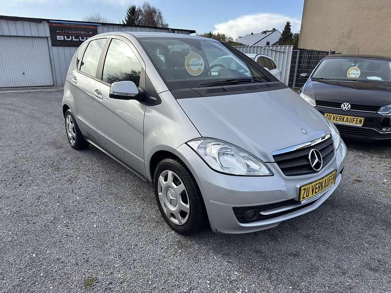 Gebraucht Mercedes A160 95 PS (69 kW) 2011 Grau Limousine