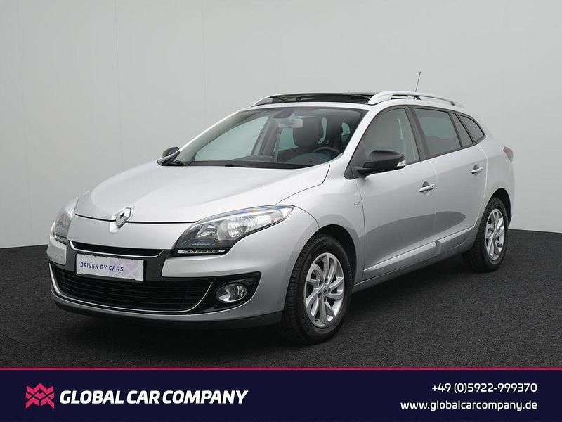 Platingrau Gebraucht 2013 Renault Mégane III Bose Edition Limousine | 4.550 € (Guter Preis) - Bild 1/4