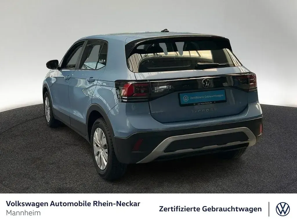 Gebraucht VW T-Cross Basis 95 PS (69 kW) 2025 Clear blue metallic SUV