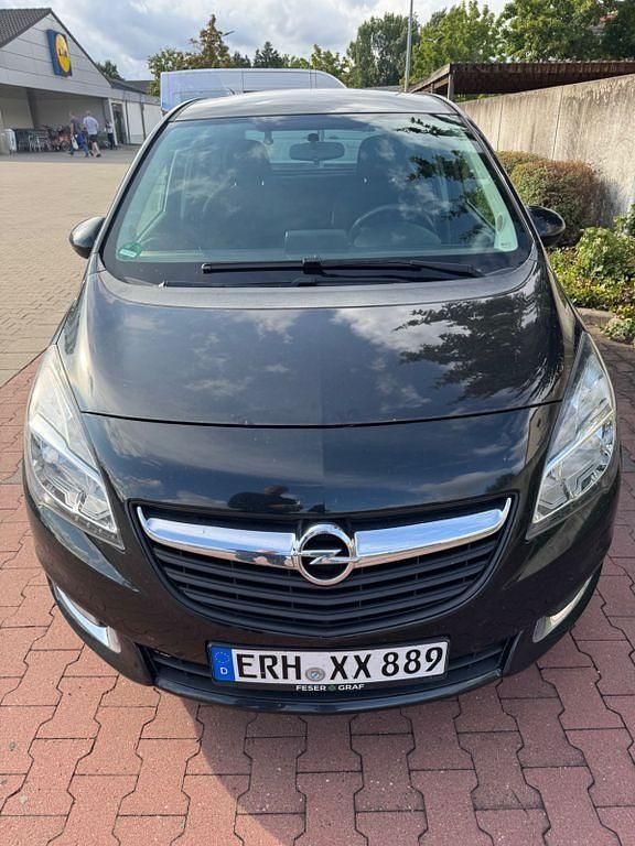 Schwarz Gebraucht 2017 Opel Meriva Active Van / Kleinbus | 6.999 € (Guter Preis) - Bild 1/4