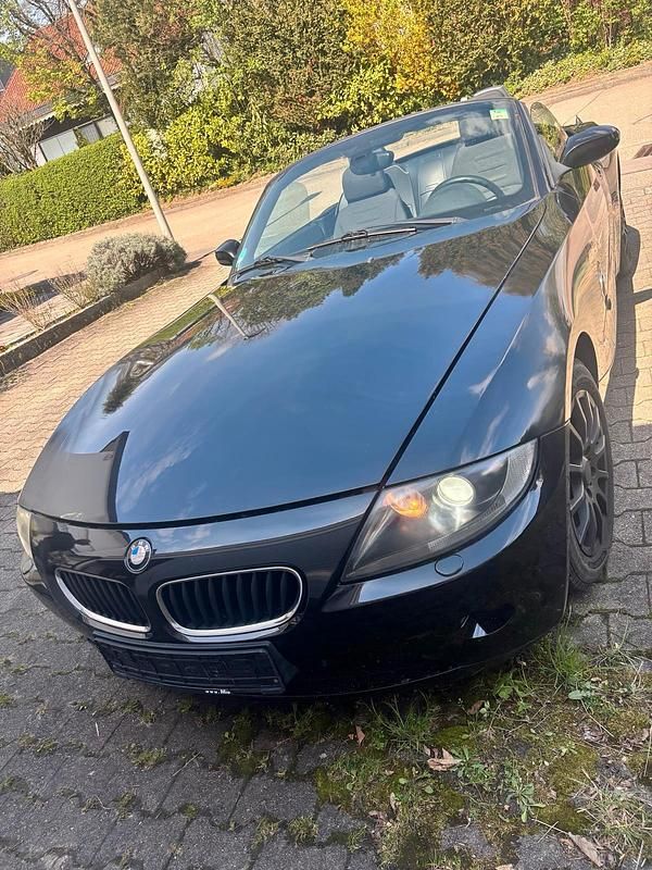 Gebraucht BMW Z4 150 PS (110 kW) 2005 Schwarz Cabrio