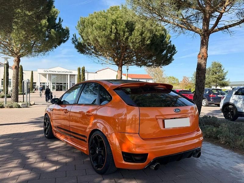 Gebraucht Ford Focus ST 300 PS (220 kW) 2006 Orange Limousine