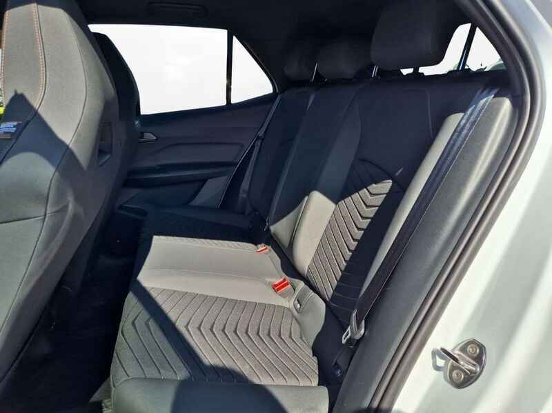 Gebraucht Cupra Born 169 kW (231 PS) 2024 Eisweiß Kleinwagen