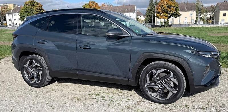 Blau Gebraucht 2021 Hyundai Tucson Prime SUV | 22.499 € (Guter Preis) - Bild 1/4