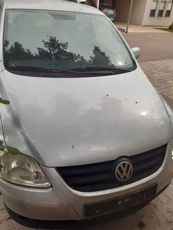 Gebraucht VW Fox 54 PS (39 kW) 2005 Silber Kleinwagen