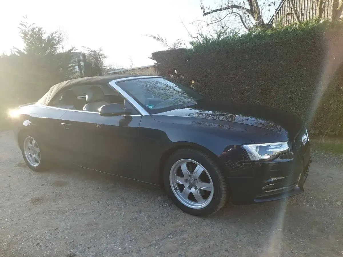 Gebraucht Audi A5 Cabriolet 170 PS (125 kW) 2014 Mondscheinblau metallic Cabrio