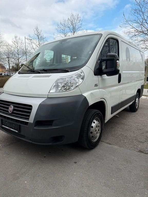 Gebraucht Fiat Ducato 101 PS (74 kW) 2011 Weiß Van