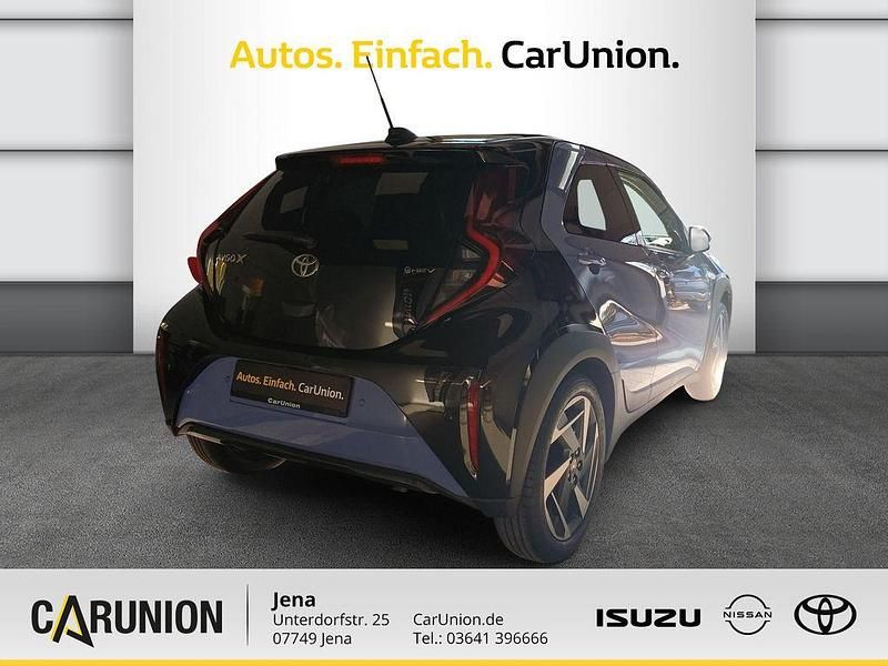 Neu Toyota Aygo X Lounge 116 PS (85 kW) 2026 Violett SUV