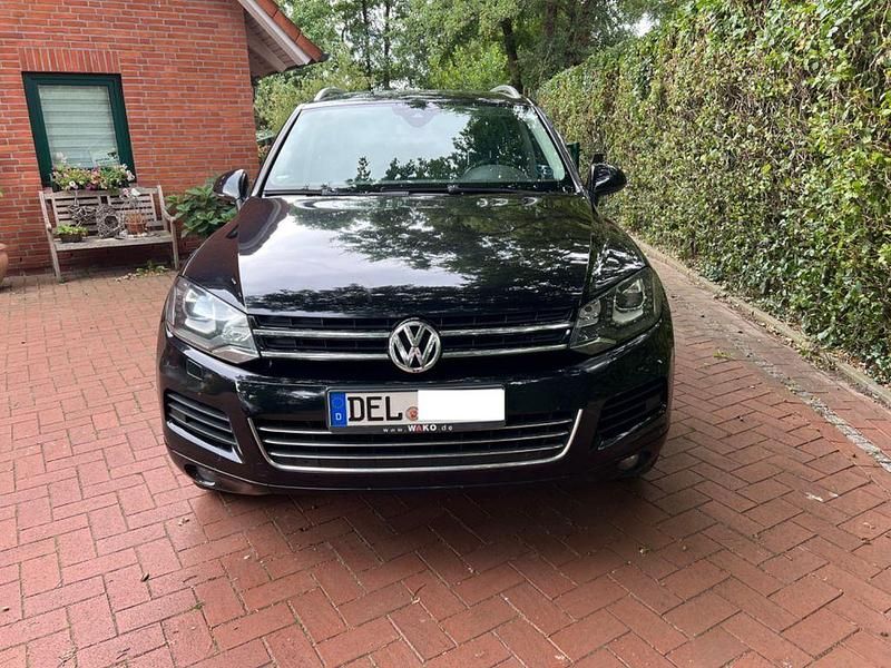 Schwarz Gebraucht 2011 VW Touareg SUV | 10.100 € (Teuer) - Bild 1/4