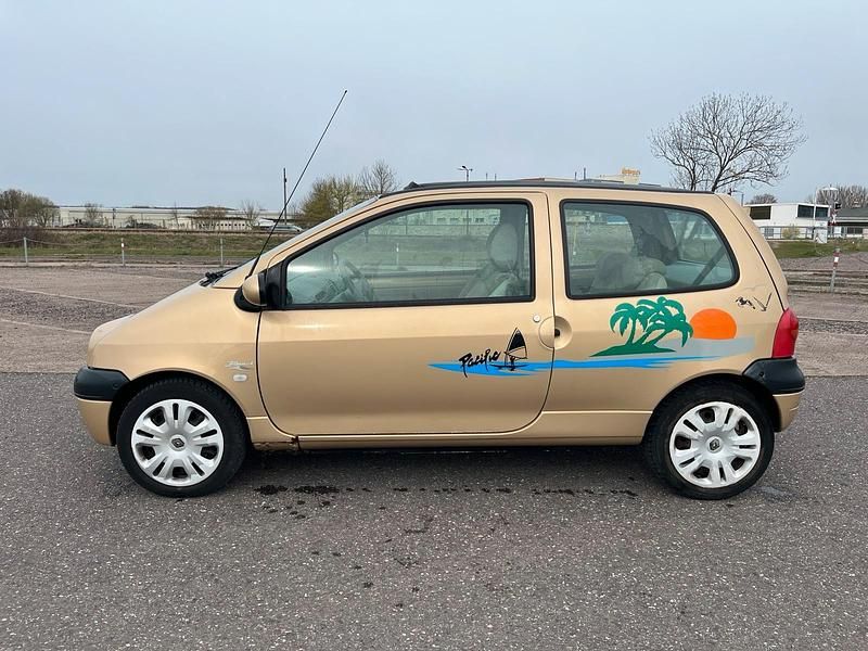 Gebraucht Renault Twingo 58 PS (42 kW) 2004 Gold Kleinwagen