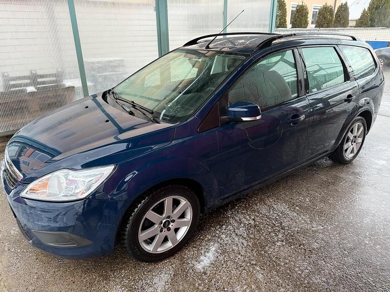 Blau Gebraucht 2009 Ford Focus Kombi | 2.850 € (Fairer Preis) - Bild 1/4