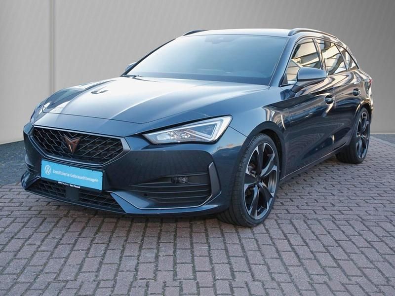 Gebraucht Cupra Leon VZ1 300 PS (220 kW) 2024 Grau Limousine