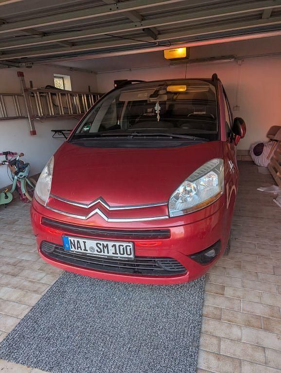 Rot Gebraucht 2008 Citroën C4 Picasso Tendance Van / Kleinbus | 3.000 € (Guter Preis) - Bild 1/4