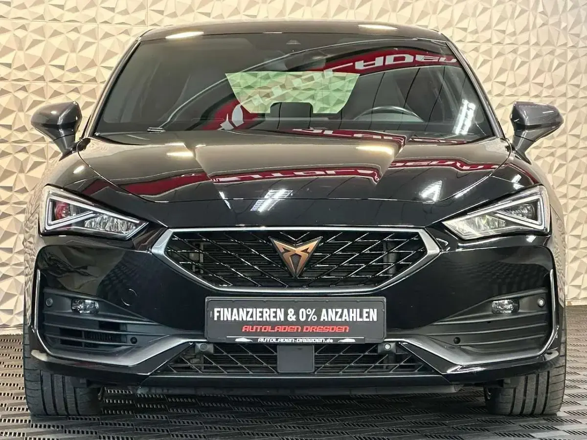 Gebraucht Cupra Leon VZ 300 PS (220 kW) 2021 Schwarz Limousine
