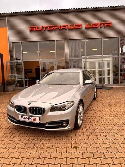 Silber Gebraucht 2016 BMW 535 Sport Line Limousine | 19.999 € (Guter Preis) - Bild 1/4