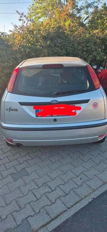 Gebraucht Ford Focus 101 PS (74 kW) 2002 Silber Limousine