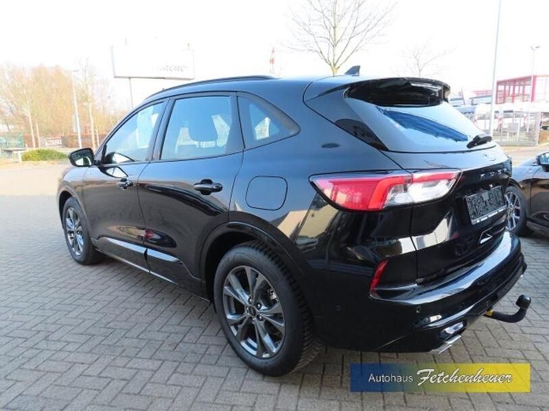 Gebraucht Ford Kuga ST-Line 150 PS (110 kW) 2023 Schwarz SUV