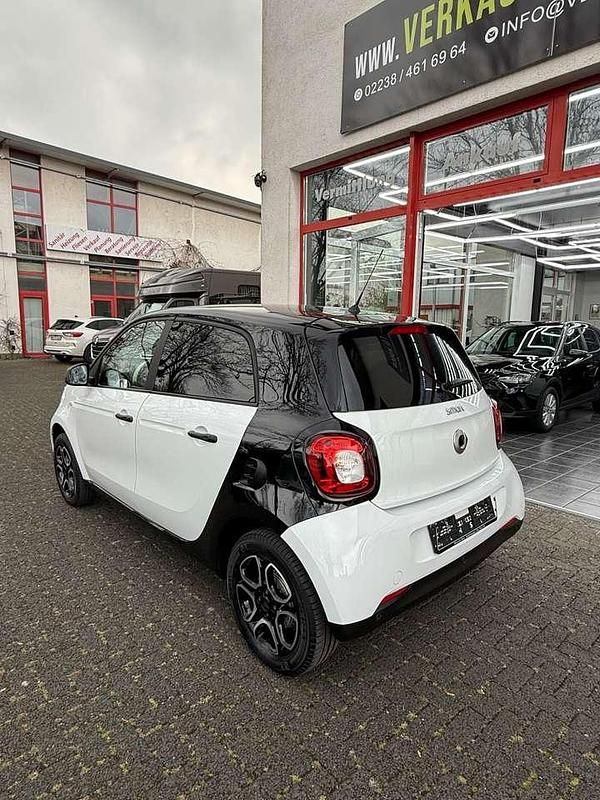 Usado Smart ForFour 90 HP (66 kW) 2018 Branco Citadino