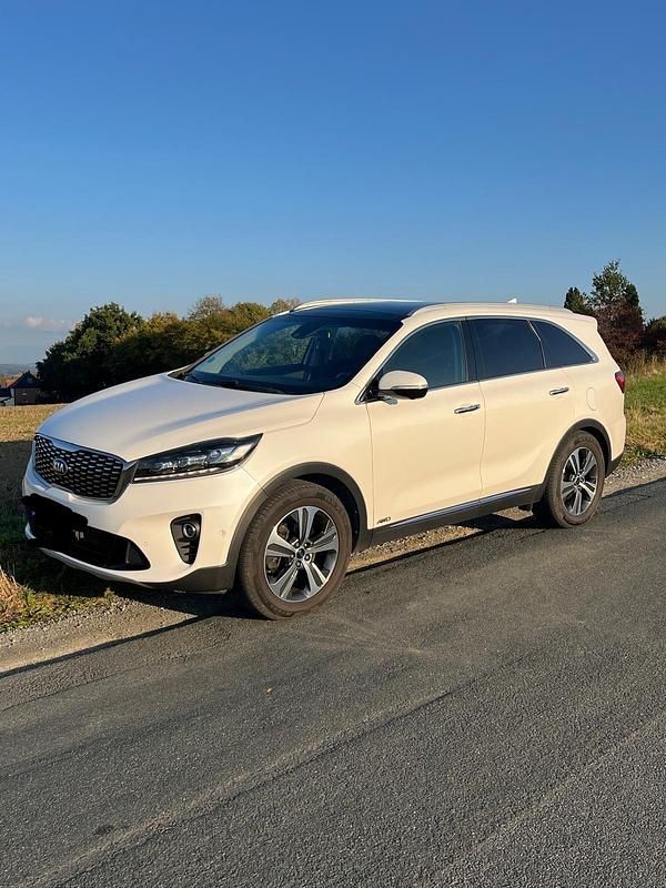 Andere farben Gebraucht 2018 Kia Sorento Platinum SUV | 21.000 € (Guter Preis) - Bild 1/4