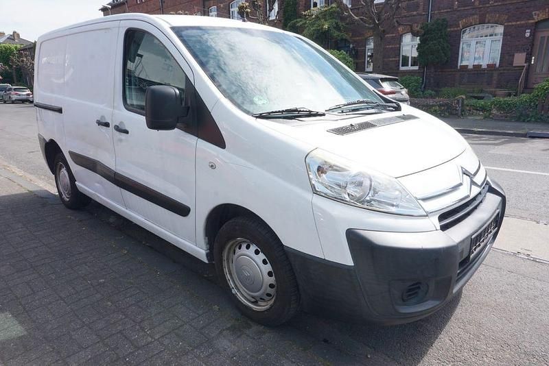 Second-hand Citroën Jumpy 90 CP (66 kW) 2011 Alb Monovolum
