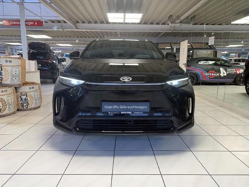 Gebraucht Toyota bZ4X Basis 150 kW (204 PS) 2023 Onyxschwarz SUV