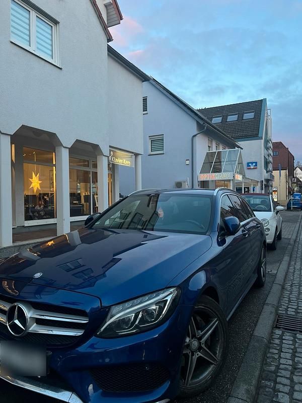 Gebraucht Mercedes C220 170 PS (125 kW) 2015 Blau Kombi