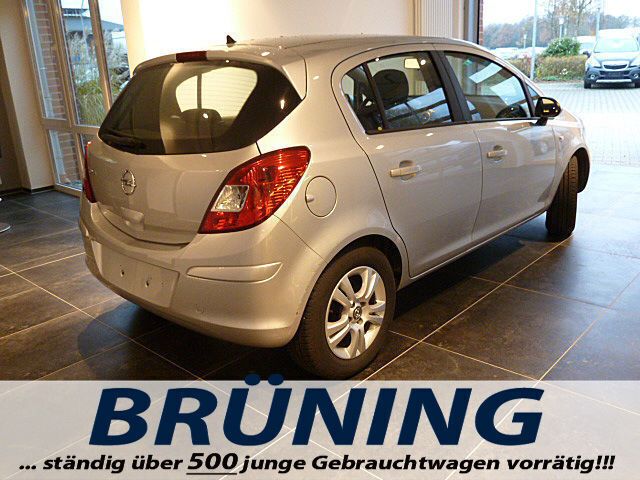 Gebraucht Opel Corsa 86 PS (63 kW) 2014 Silber metallic Kleinwagen