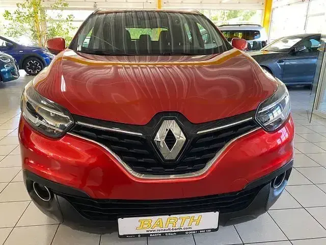 Gebraucht Renault Kadjar Experience 131 PS (96 kW) 2015 Feuerrot SUV