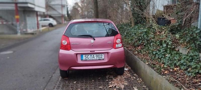 Gebraucht Suzuki Alto 68 PS (50 kW) 2011 Rot Kleinwagen