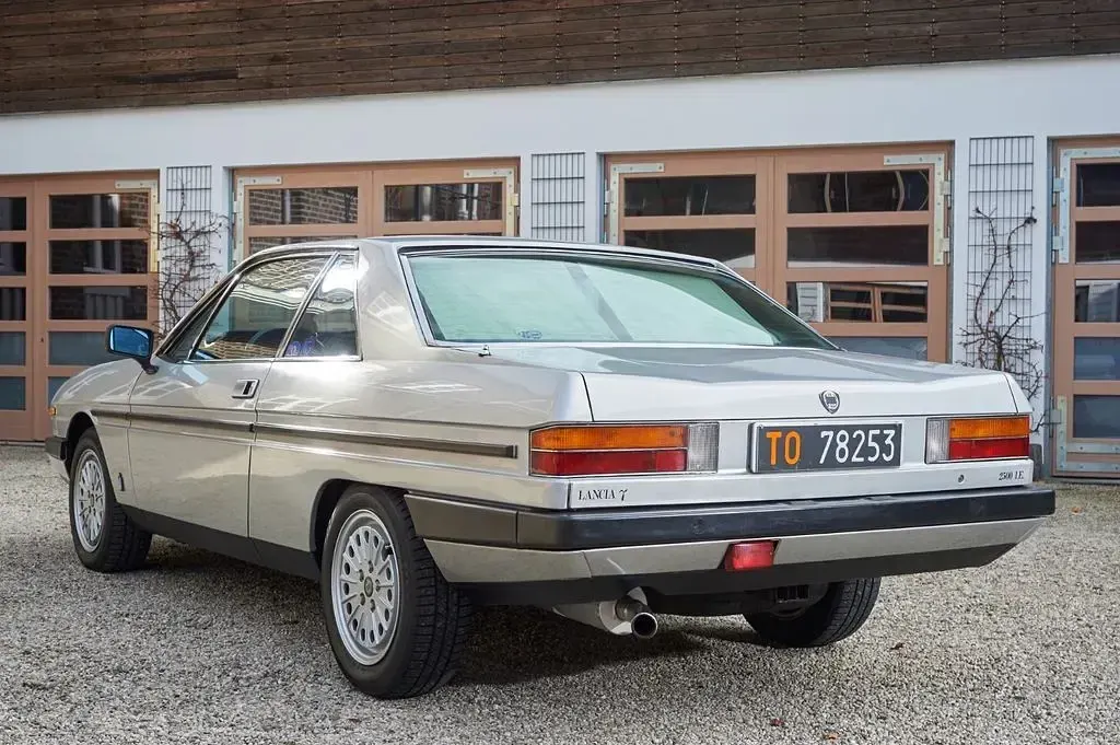 Gebraucht Lancia Gamma 140 PS (102 kW) 1982 Silber Limousine