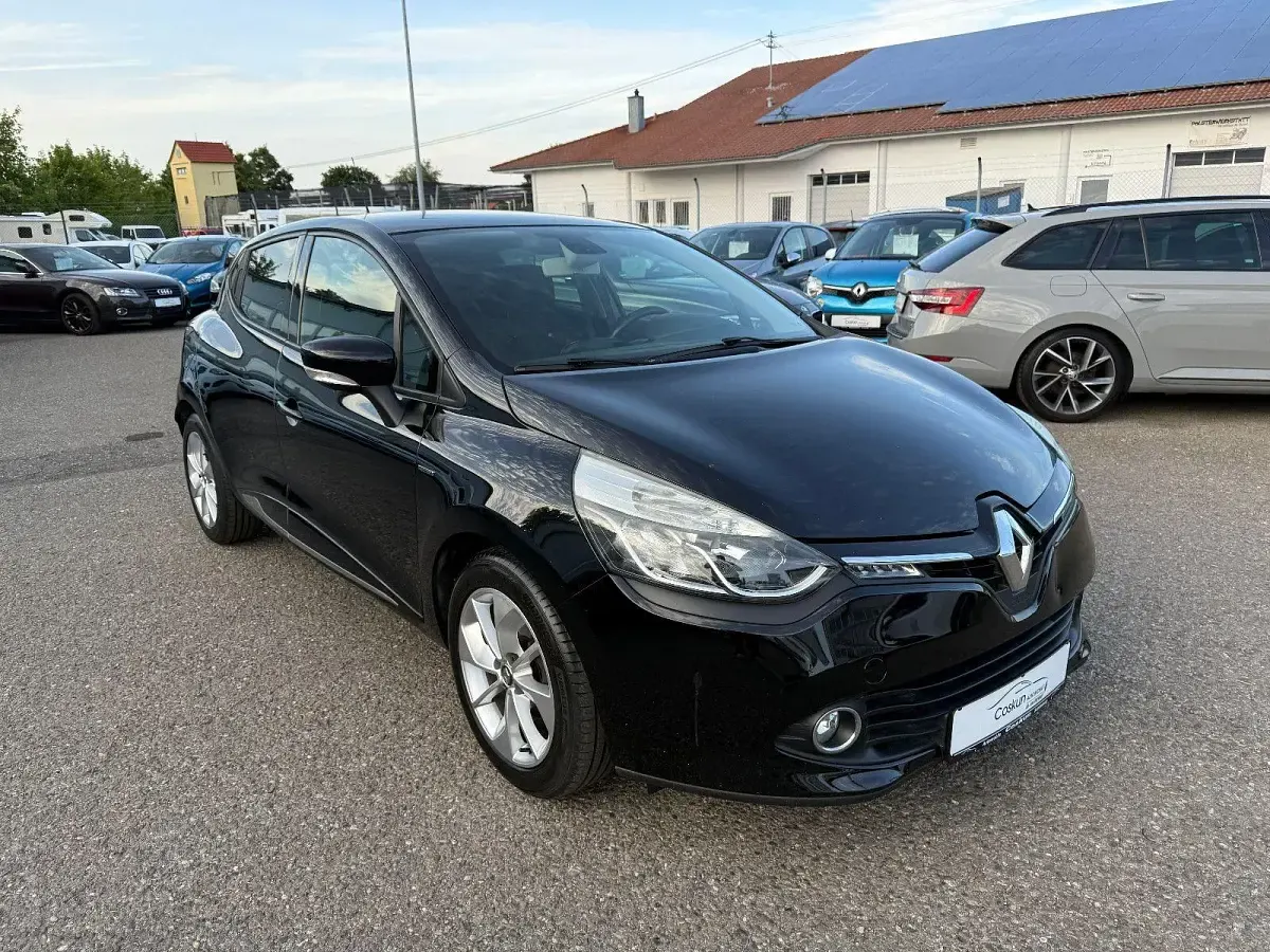 Gebraucht Renault Clio LIMITED 90 PS (66 kW) 2015 Schwarz Kleinwagen