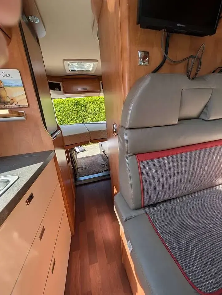 Gebraucht Fiat Ducato 150 PS (110 kW) 2018 Rot Van
