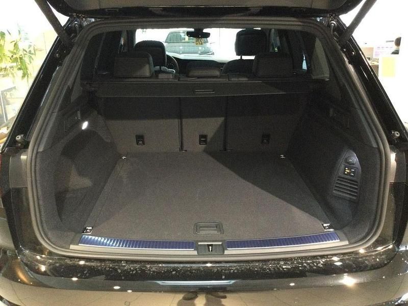 Neu VW Touareg Style 286 PS (210 kW) 2026 Grenadillschwarz SUV