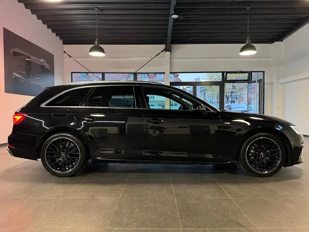 Gebraucht Audi A4 S-Line 190 PS (139 kW) 2019 Schwarz Kombi