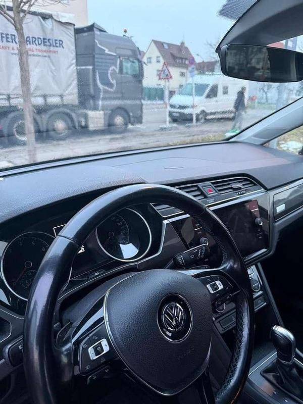 Gebraucht VW Touran Join 150 PS (110 kW) 2018 Van / Kleinbus
