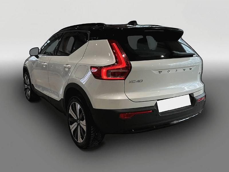Gebraucht Volvo XC40 Core 169 kW (231 PS) 2022 Weiß SUV